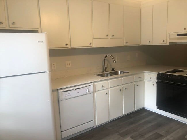 Building Photo - Chapel Creek Villas - 108 Beaver Pond Loop Unit 41