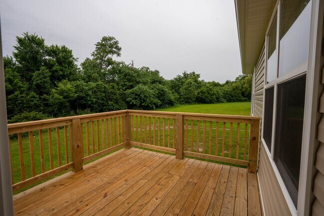 Building Photo - BRAND NEW 3 BEDROOM HOME - BOLIVAR, MO