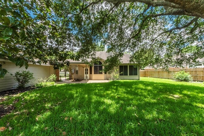 Building Photo - 2608 Leroy St