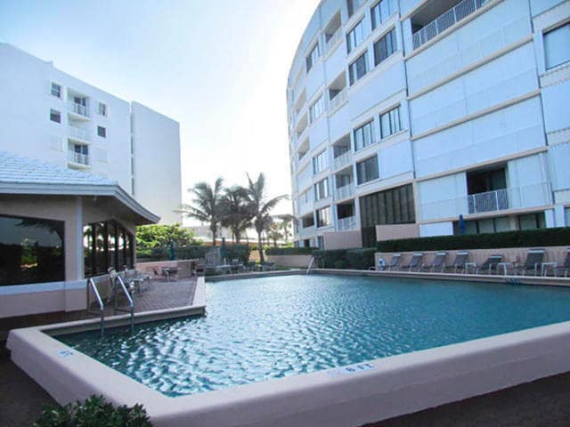 Building Photo - 3589 S Ocean Blvd