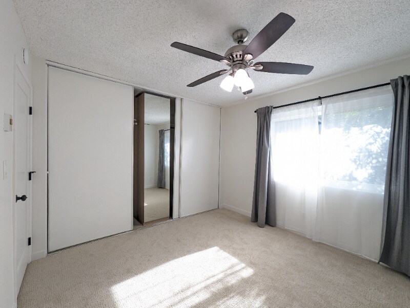 Building Photo - 725 Coronado Ave