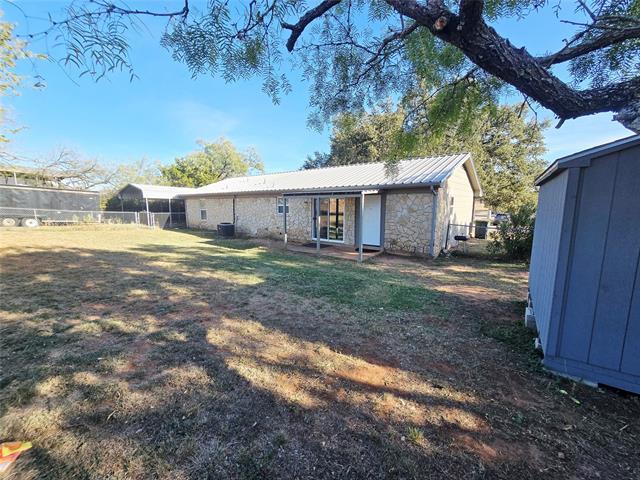 Building Photo - 2008 Rockview Dr