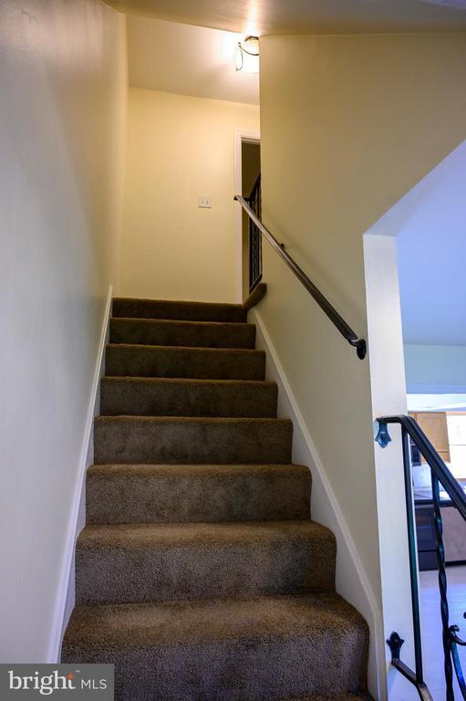 Building Photo - 948 Homeland Dr