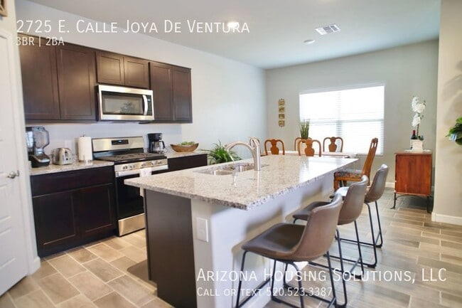 Building Photo - 2725 East Calle Joya de Ventura
