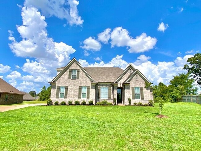 Building Photo - Now Leasing! 4-Bedroom 3 Bath Home In Olive Branch, Highly Rated Schools