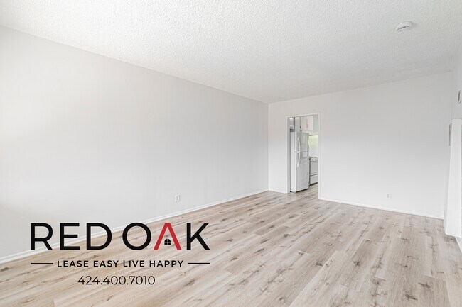 Building Photo - 1726 W 146th St