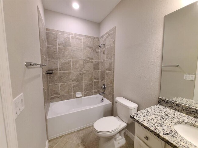 Building Photo - 19353 Nearpoint Dr