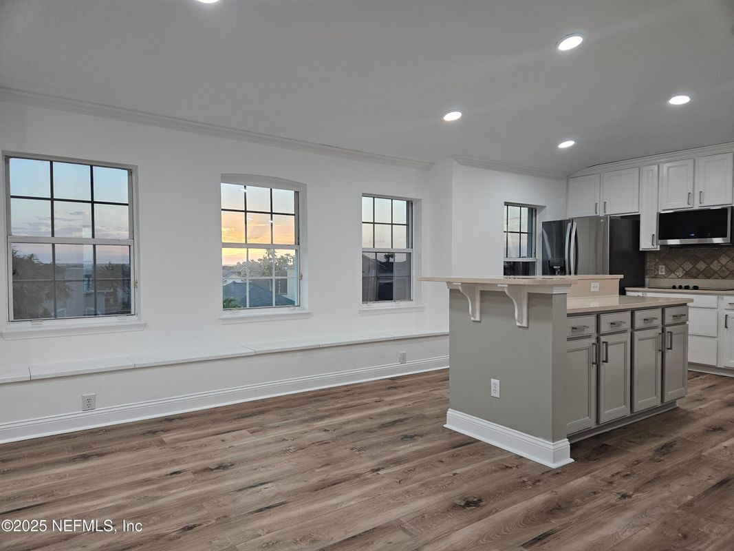Building Photo - 1440 Atlantic Breeze Way