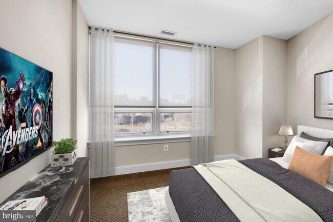 Building Photo - 235 N Christopher Columbus Blvd