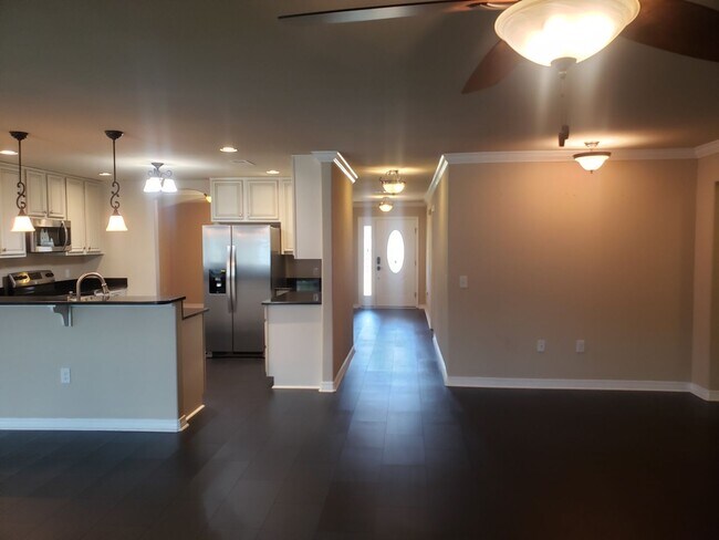 Building Photo - 3 bedroom in Sound Hammock Navarre!!