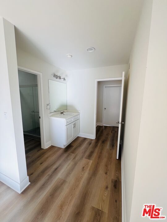 Building Photo - 11738 Mayfield Ave