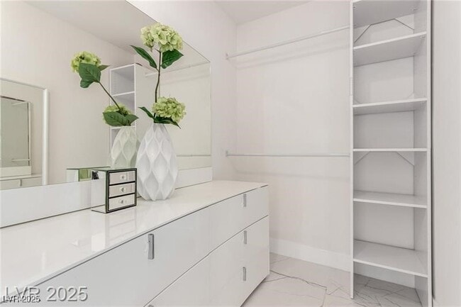 Building Photo - 3826 S Edmond St