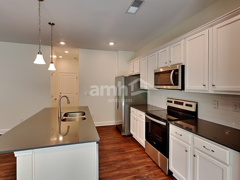 Building Photo - 13205 Jansen Ridge Way