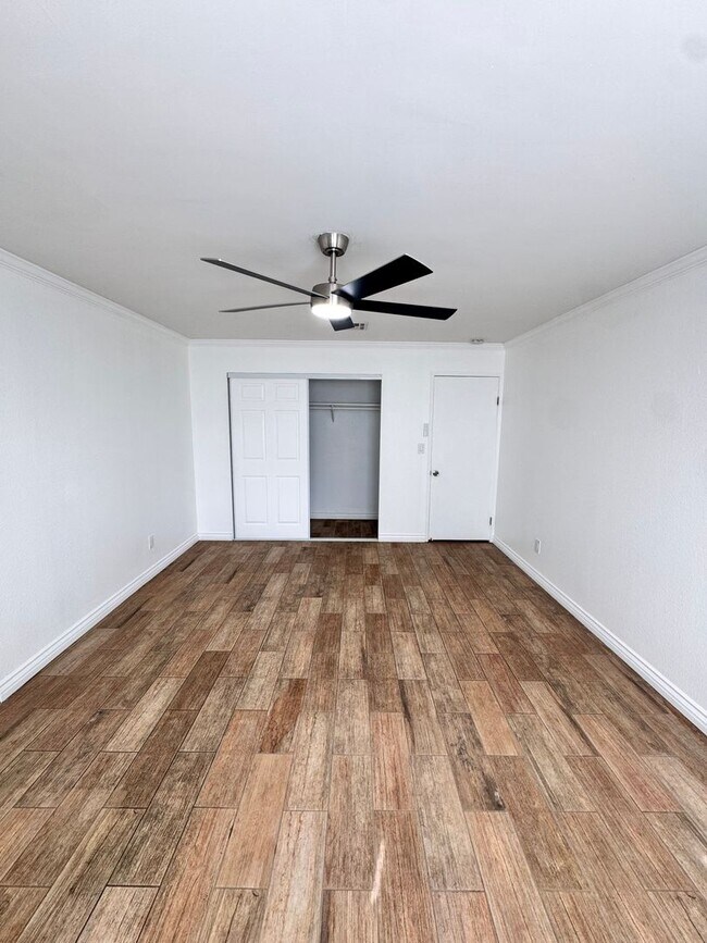 Building Photo - 14942 Cerritos Ave