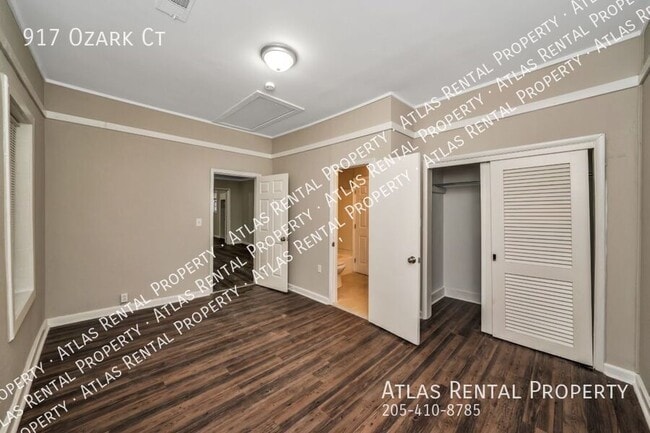 Building Photo - 917 Ozark Ct