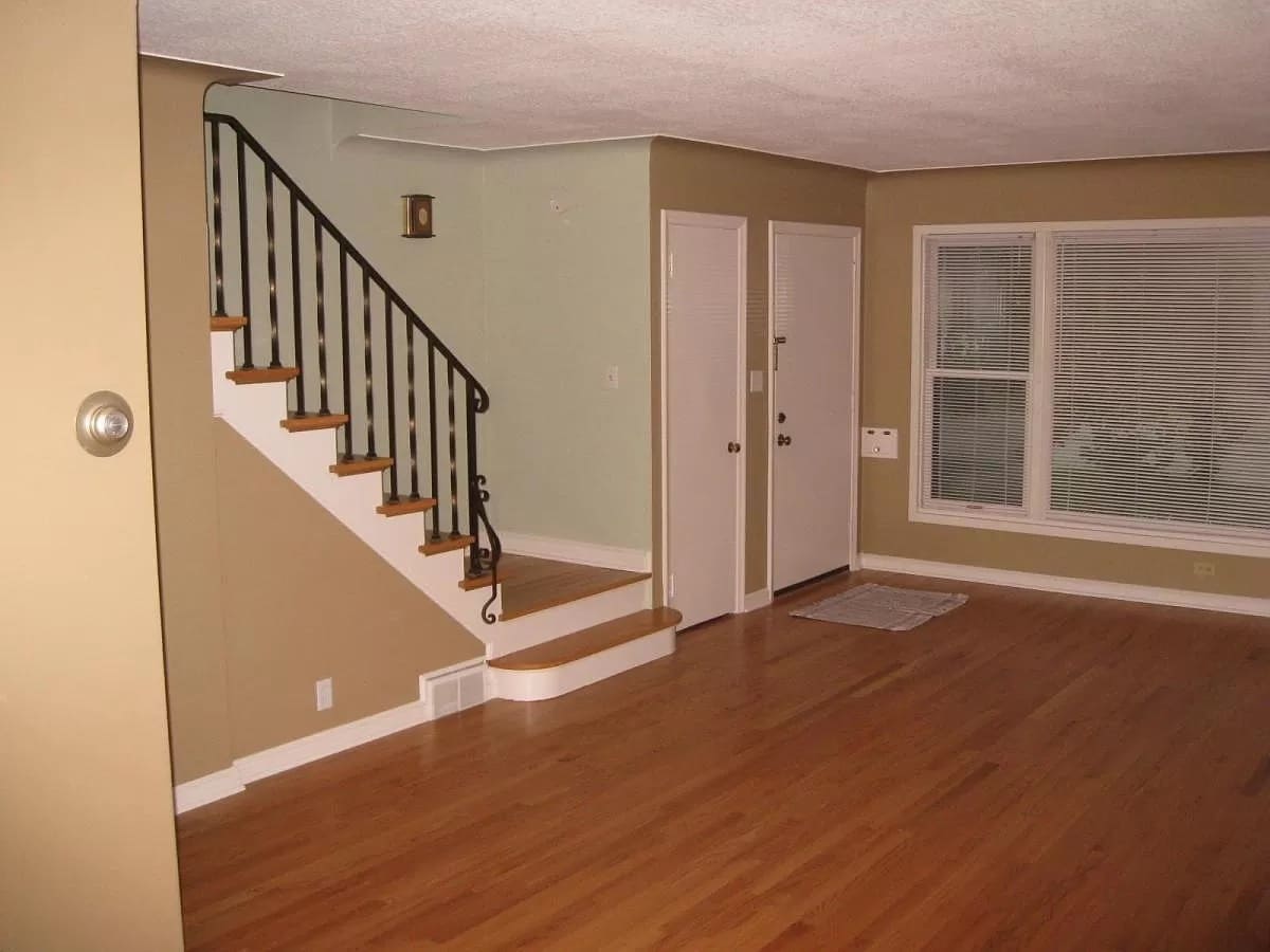 Living Room - 4422 W 36th St