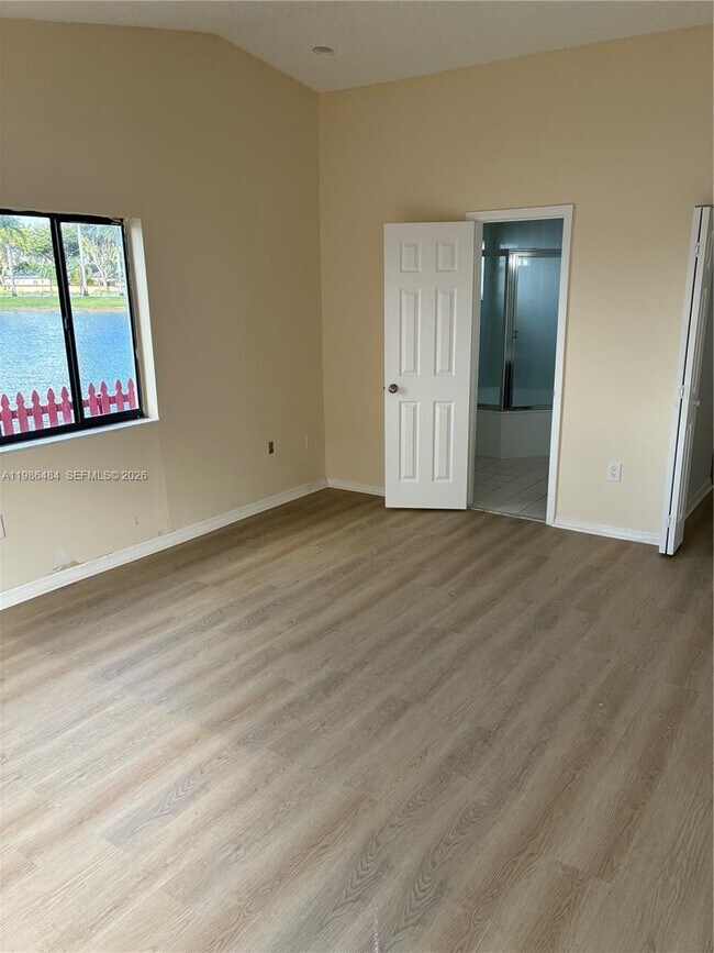 Building Photo - 8273 NW 188th Terrace