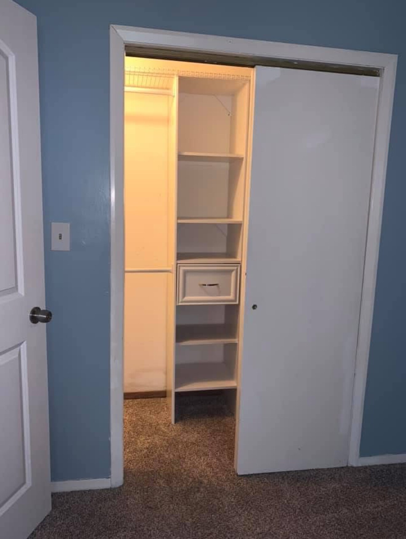 Master closet - 212 Brookside Dr