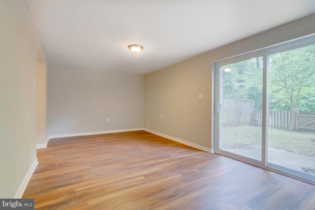 Building Photo - 6047 Bonnie Bern Ct