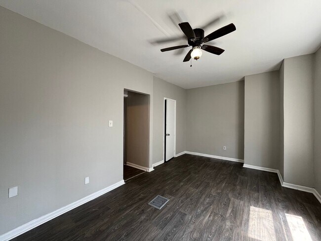 Building Photo - 3889 W.33rd