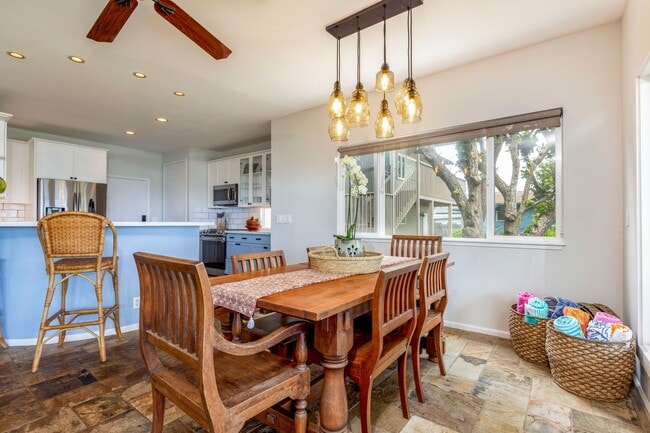 Building Photo - North Shore Oahu Oceanfront Home for Rent