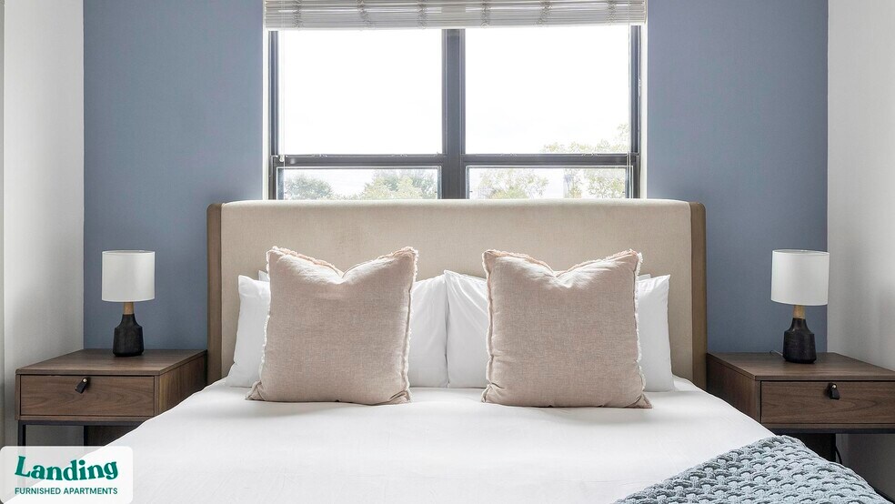 Building Photo - 930 Howell Mill Rd NW