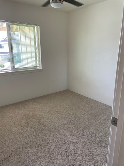 Building Photo - 801 Kakala St