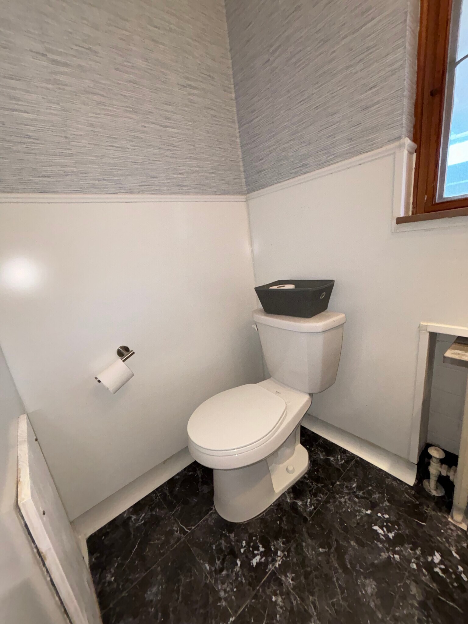 Bathroom 1 - 166 Southern Ave
