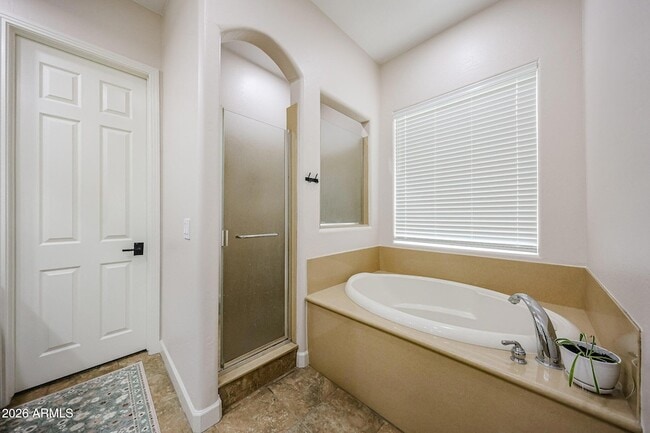 Building Photo - 14383 W Monte Vista Rd