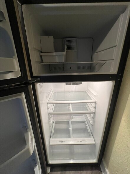 Building Photo - 1911 Lapeyrouse St