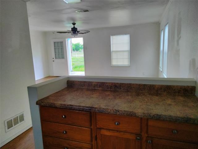 Building Photo - 2583 FM982