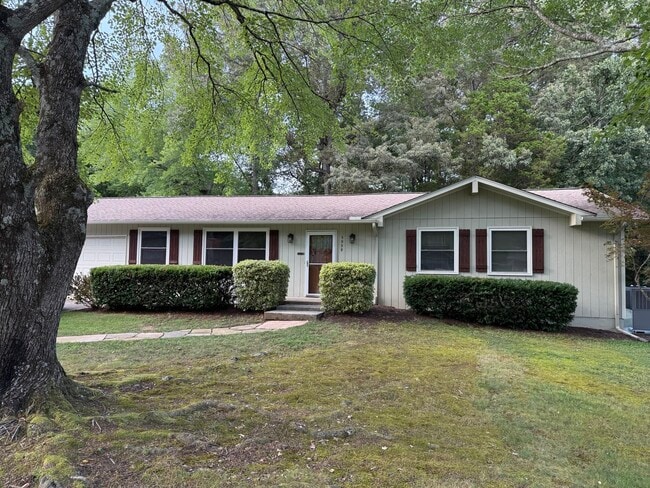Building Photo - 5939 Westmere Dr
