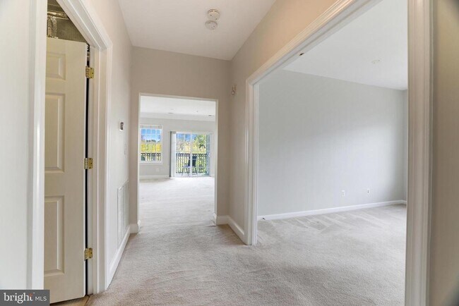 Building Photo - 20816 Noble Terrace