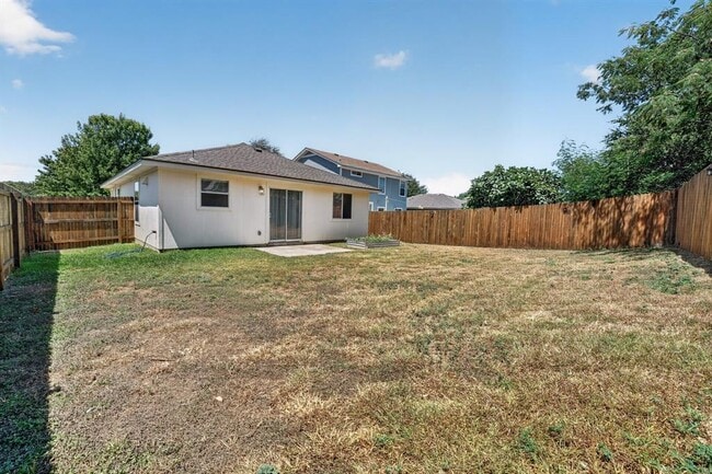 Building Photo - 313 Avalanche Ave