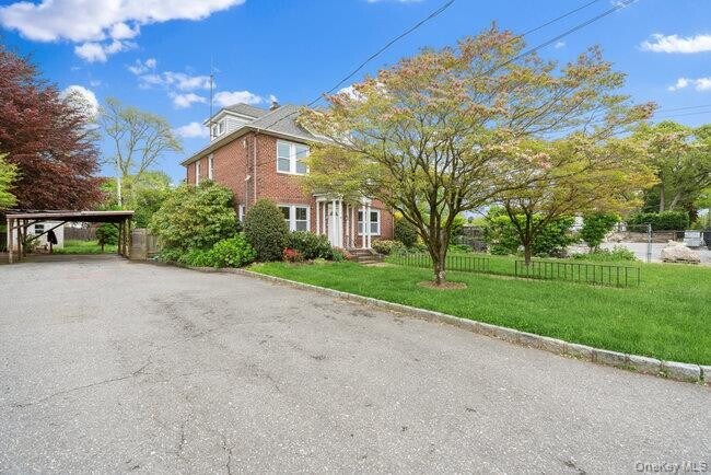 Building Photo - 1030 Glen Cove Ave