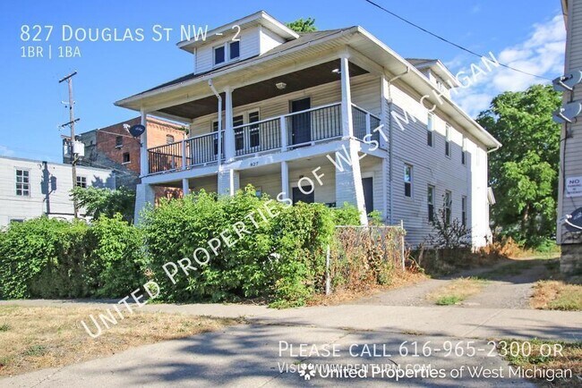 Building Photo - 827 Douglas St NW