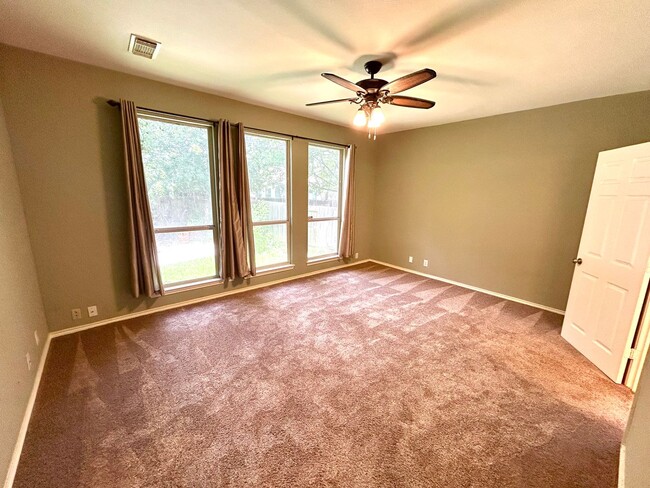 Building Photo - **APPLICATION RECEIVED** *MOVE IN SPECIAL* Stunning 4BR Home in Gated Community with Resort-Style...