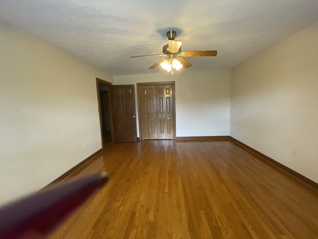 Building Photo - 156 Scottsmill Rd