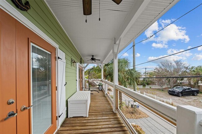 Building Photo - 12116 Lagoon Ln