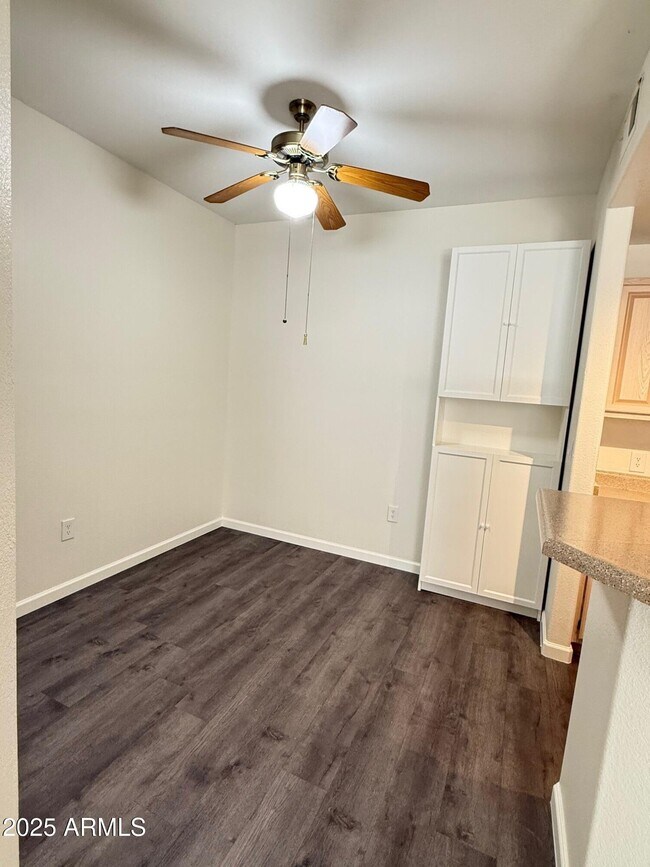 Building Photo - 11375 E Sahuaro Dr