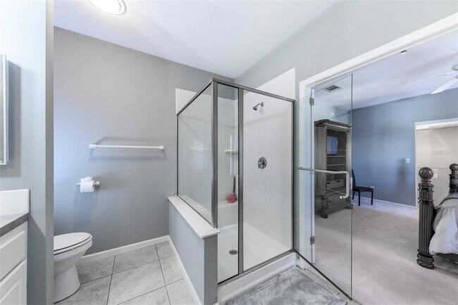 Building Photo - 2 Emden Cir