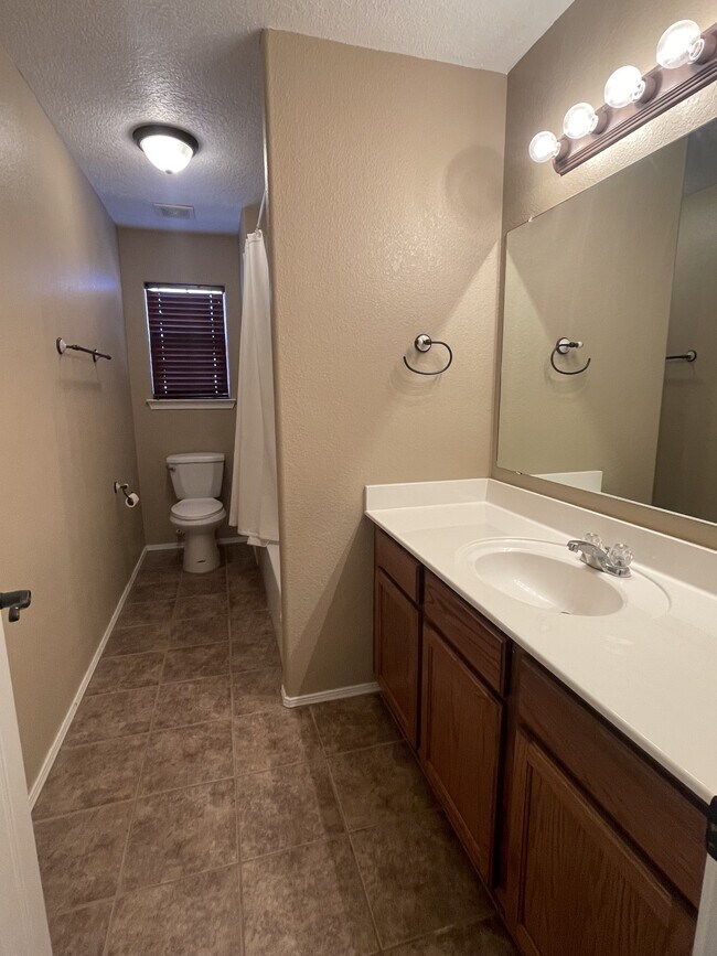 Building Photo - 5659 Bald Eagle Rd NW