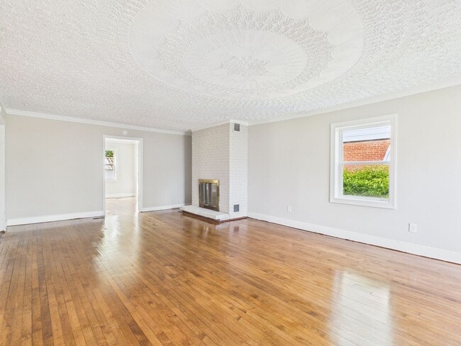 Building Photo - 3600 Pilots Ln