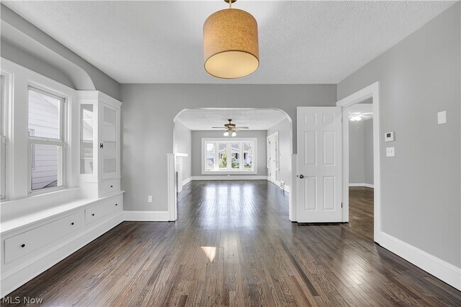 Building Photo - 7514 Bertha Ave