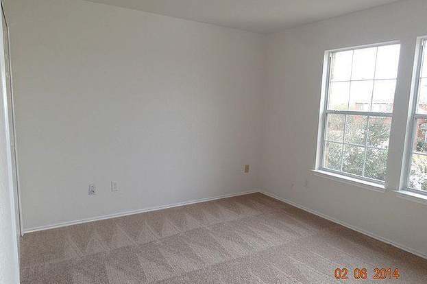 Building Photo - 5926 Ironmill Creek