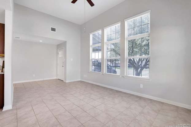 Building Photo - 130 Villa Grande