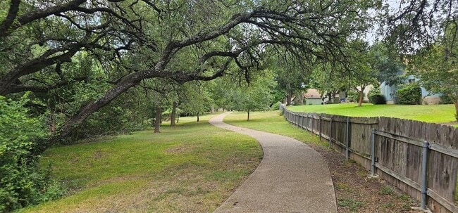 Building Photo - 11604 Norwegian Wood Dr