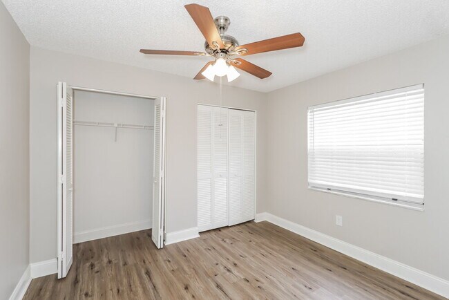 Building Photo - 14515 Wessex St