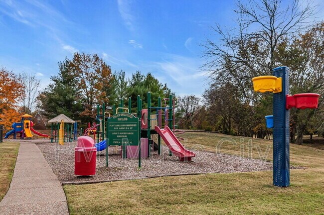 Building Photo - 5620 Traceside Dr