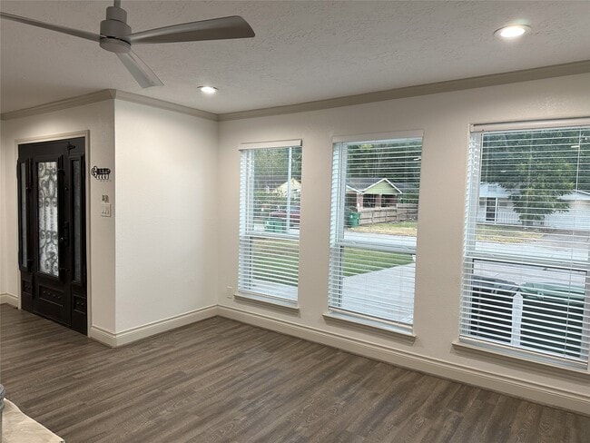 Building Photo - 6646 Limestone St